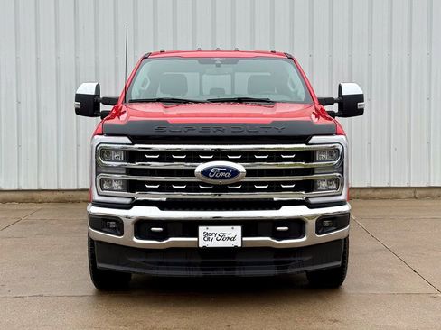 Certified 2024 Ford F350 Lariat w/ Chrome Package image 8
