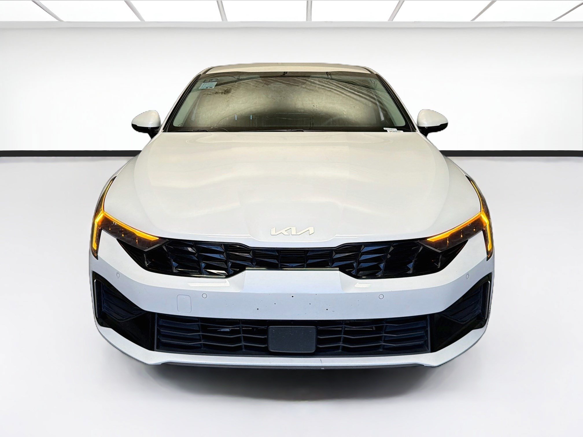 Used 2025 Kia K5 LXS FWD image 2