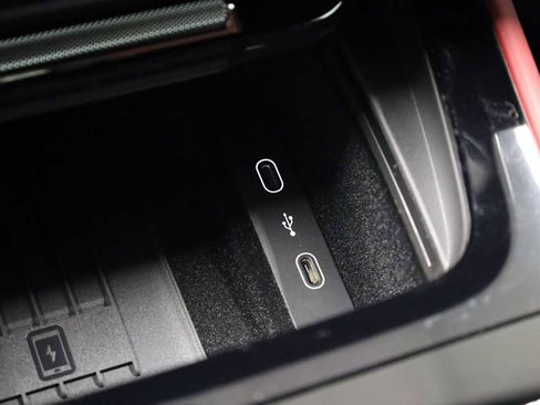 New 2026 Porsche Cayenne GTS image 35