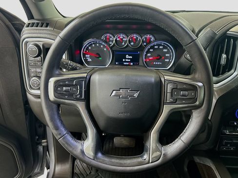 Used 2021 Chevrolet Silverado 1500 LT Trail Boss w/ Convenience Package II AWD/4WD image 9