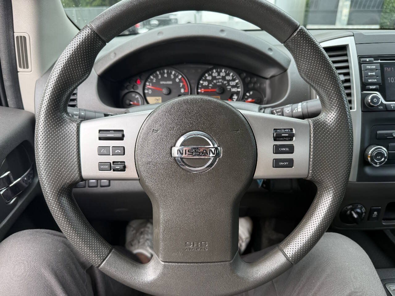 Used 2018 Nissan Frontier SV AWD/4WD image 19