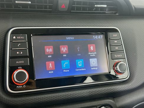 Used 2023 Nissan Kicks S image 19