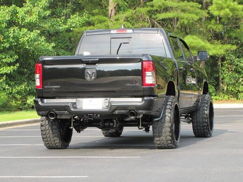 Used 2022 RAM 1500 Big Horn AWD/4WD image 9