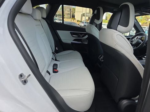 New 2026 Mercedes-Benz GLC 300 4MATIC image 17