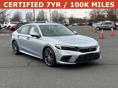 Used 2022 Honda Civic Touring image 1