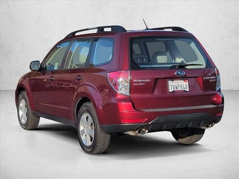 Used 2011 Subaru Forester 2.5X w/ Alloy Wheel Value Pkg image 8
