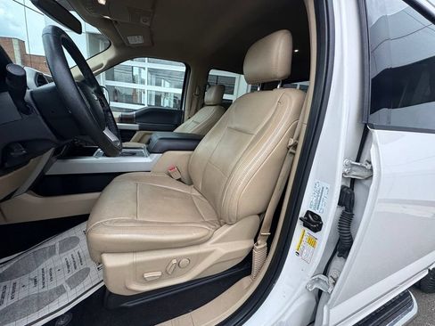 Used 2017 Ford F150 Lariat w/ Equipment Group 501A Mid RWD image 10