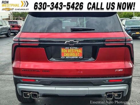 New 2025 Chevrolet Traverse Z71 w/ Enhanced Driving Package image 5