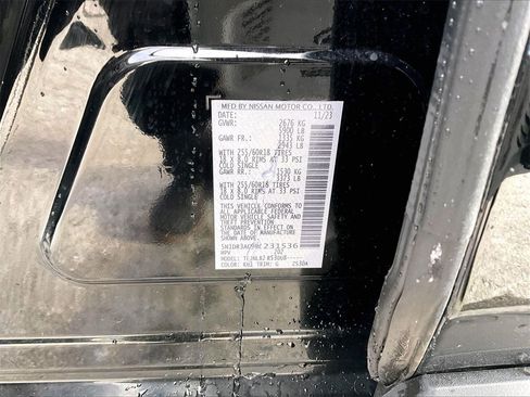 Used 2024 Nissan Pathfinder S image 31