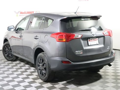 Used 2013 Toyota RAV4 LE image 10