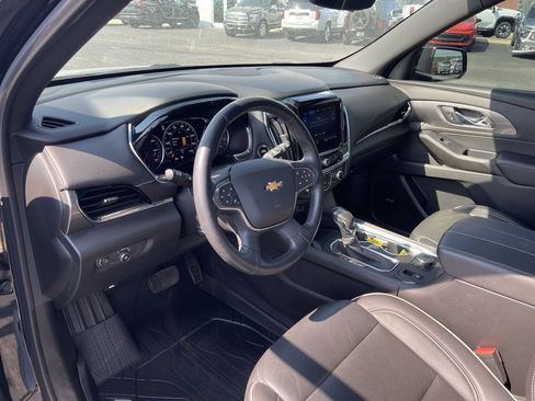 Certified 2022 Chevrolet Traverse Premier image 10