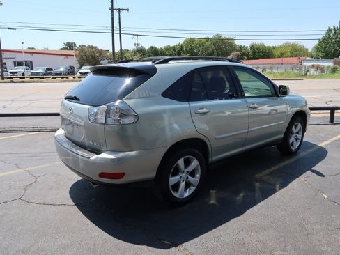 Used 2004 Lexus RX 330 FWD image 3