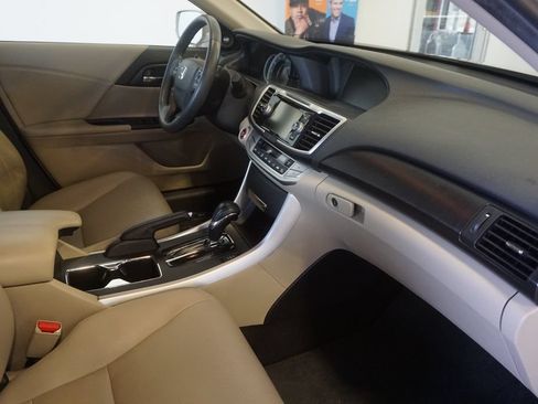 Used 2015 Honda Accord EX-L image 27