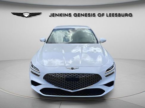 Used 2025 Genesis G70 2.5T image 8