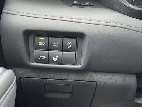 Used 2023 Toyota Highlander Platinum AWD/4WD image 20