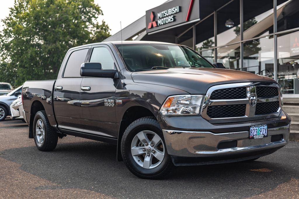 Used 2016 RAM 1500 Classic SLT AWD/4WD image 1