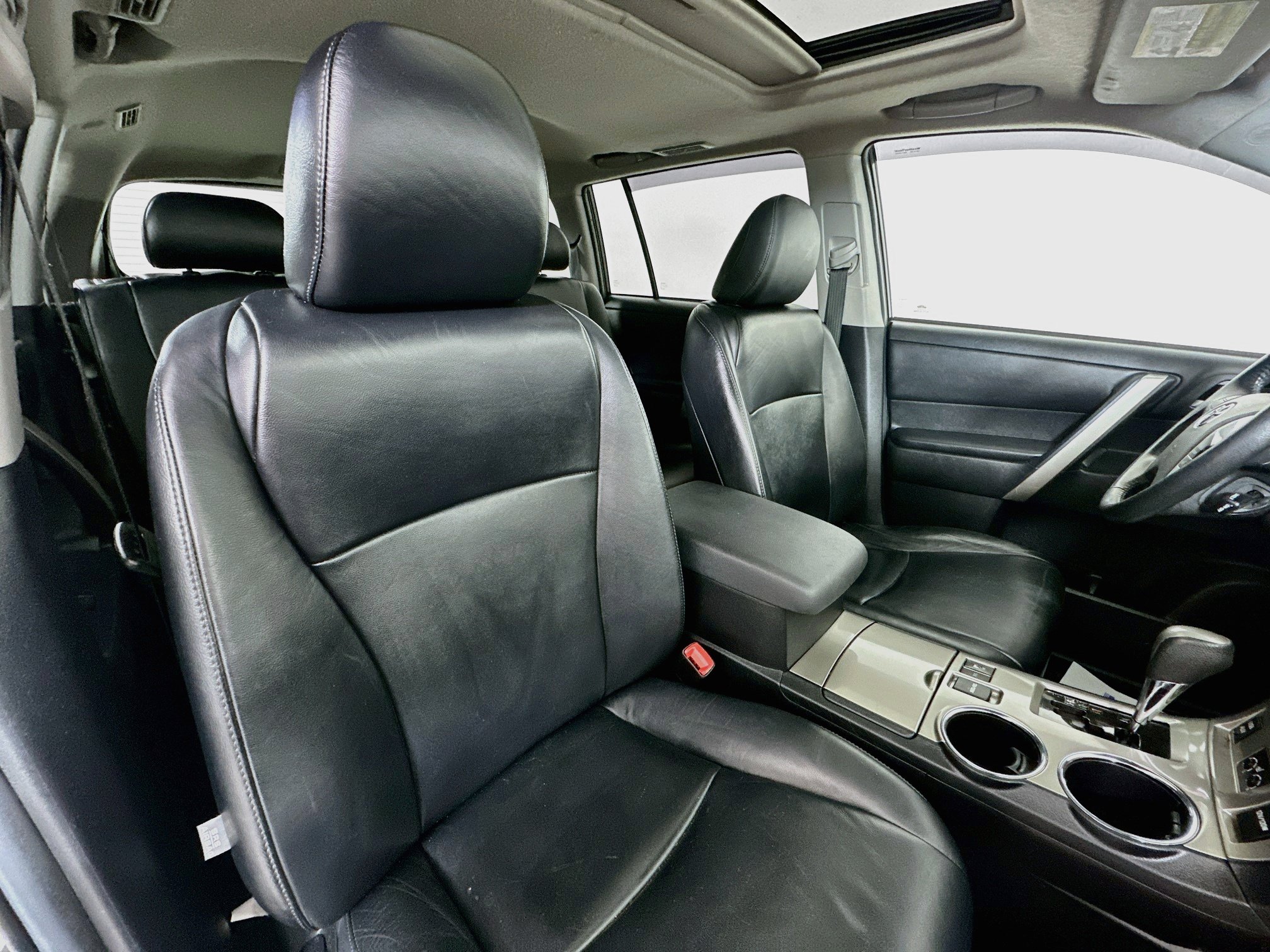 Used 2013 Toyota Highlander SE AWD/4WD image 27