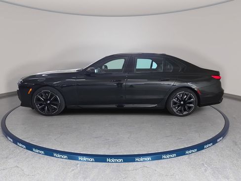 Certified 2024 BMW 760i xDrive w/ Luxury Rear Seating Package AWD/4WD image 11