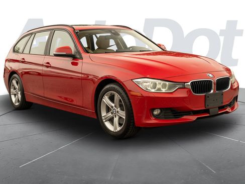 Used 2014 BMW 328i xDrive Wagon AWD/4WD image 4