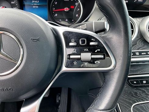Used 2021 Mercedes-Benz GLC 300 image 21