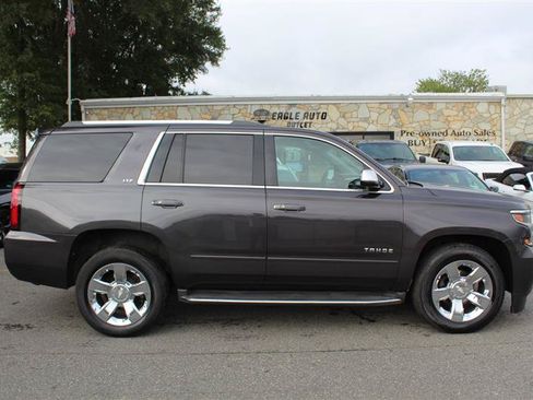 Used 2015 Chevrolet Tahoe LTZ AWD/4WD image 8