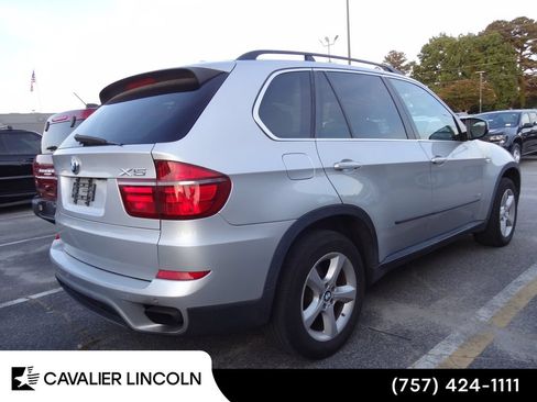 Used 2011 BMW X5 xDrive50i AWD/4WD image 3