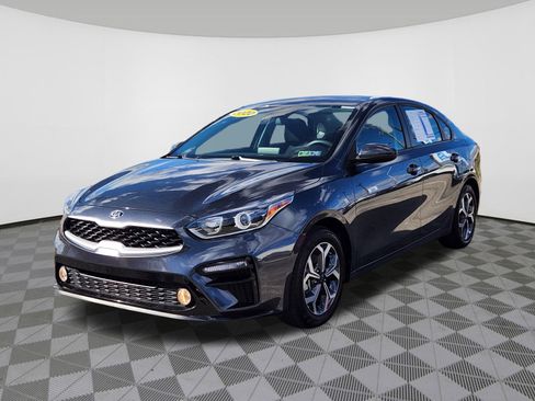 Used 2020 Kia Forte LXS image 2