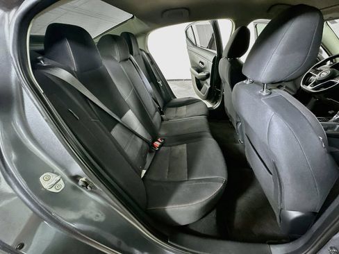 Used 2021 Nissan Sentra SR w/ Lighting Package FWD image 11