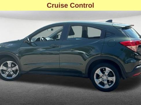 Used 2018 Honda HR-V LX image 6