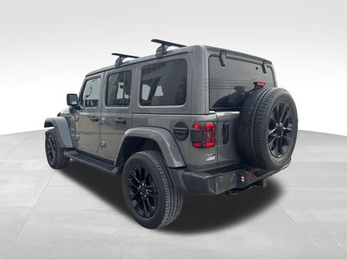 Used 2021 Jeep Wrangler Unlimited Sahara w/ Cold Weather Group AWD/4WD image 8