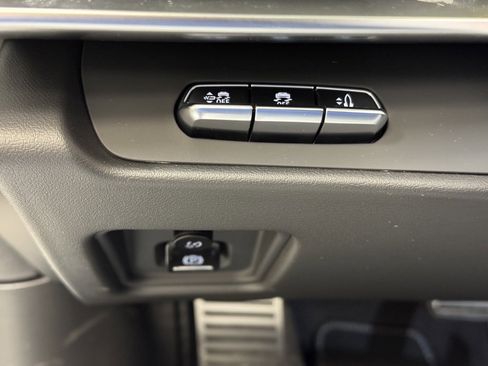 New 2026 Chevrolet Corvette E-Ray w/ ZER Performance Package image 25