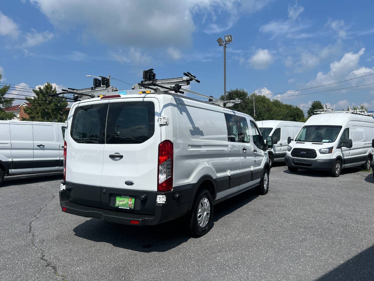 Used 2017 Ford Transit 350 148 Low Roof w/ Exterior Upgrade Package RWD image 3