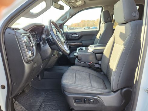 Used 2019 GMC Sierra 1500 Elevation w/ Elevation Value Package image 12
