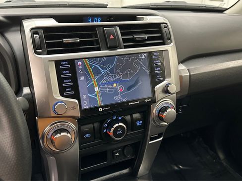 Used 2022 Toyota 4Runner SR5 Premium image 14