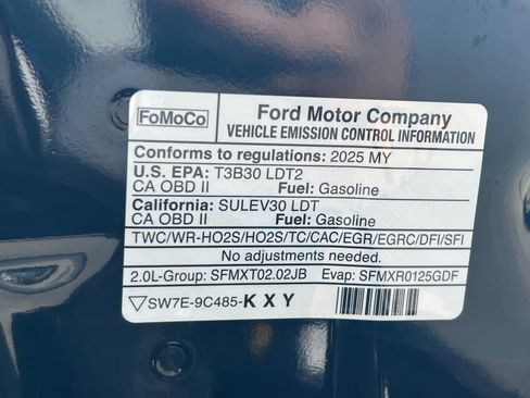 Used 2025 Ford Escape ST-Line Select AWD/4WD image 29