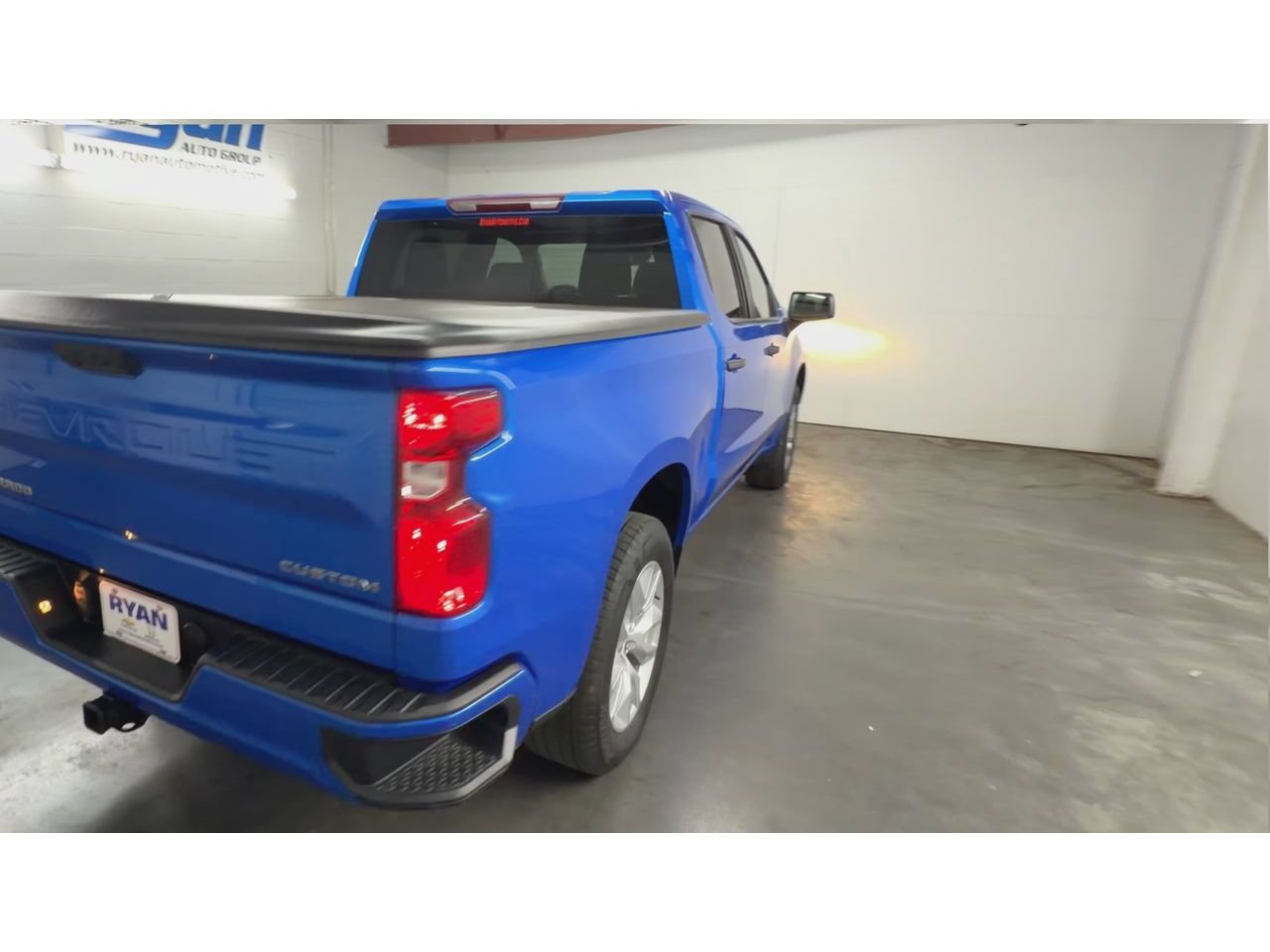 Certified 2025 Chevrolet Silverado 1500 Custom RWD image 8