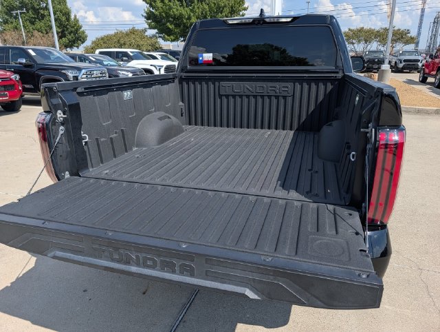 Used 2023 Toyota Tundra Limited AWD/4WD image 29