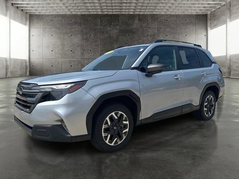 Used 2025 Subaru Forester Premium w/ Convenience Package #1 AWD/4WD image 1