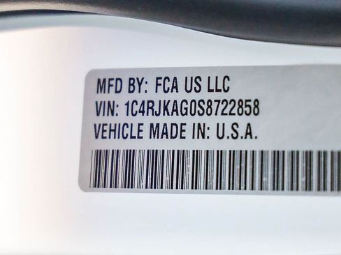 New 2025 Jeep Grand Cherokee L Laredo w/ Luxury Tech Group I image 30