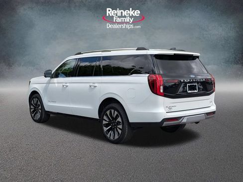 Used 2025 Ford Expedition Max Platinum w/ Driver's Package AWD/4WD image 8