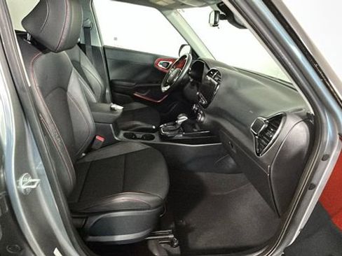 Used 2023 Kia Soul GT-Line FWD image 31