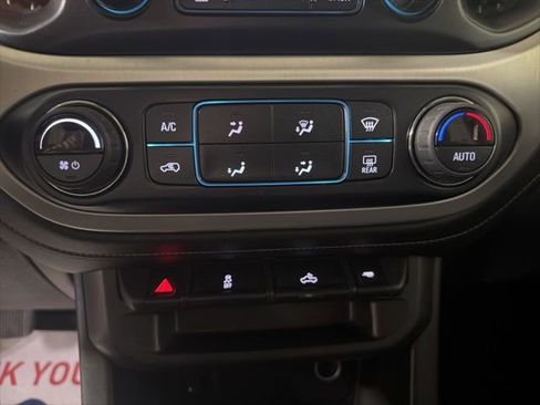 Used 2022 GMC Canyon Elevation w/ Trailering Package RWD image 17