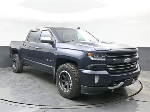Used 2018 Chevrolet Silverado 1500 LTZ Z71 w/ Centennial Edition image 2