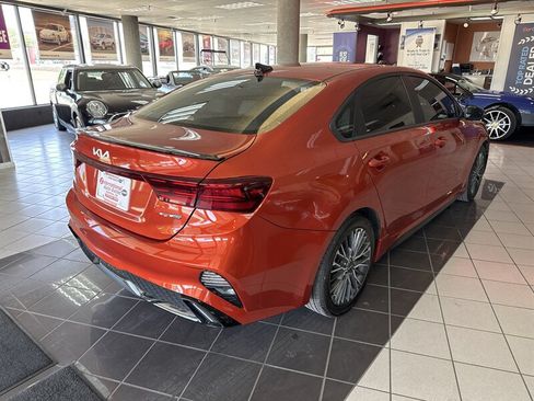 Used 2023 Kia Forte GT-Line w/ GT-Line Premium Package FWD image 6