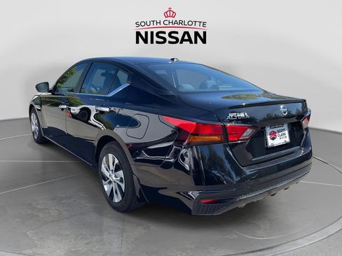 Used 2020 Nissan Altima 2.5 S FWD image 4