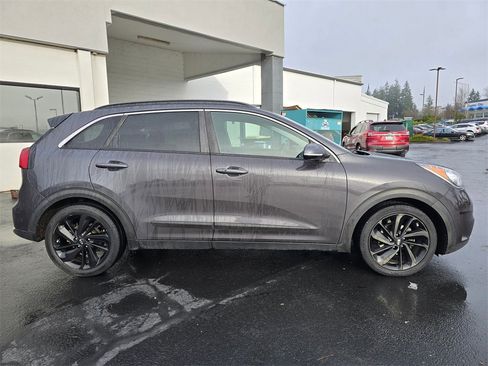 Used 2018 Kia Niro EX w/ EX Touring Graphite Edition image 3