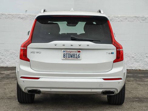 Used 2017 Volvo XC90 T6 Momentum AWD/4WD image 5