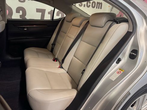 Used 2013 Lexus ES 350 w/ Premium Pkg image 23