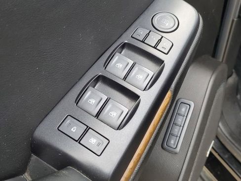 Used 2020 GMC Yukon XL Denali w/ Open Road Package image 25