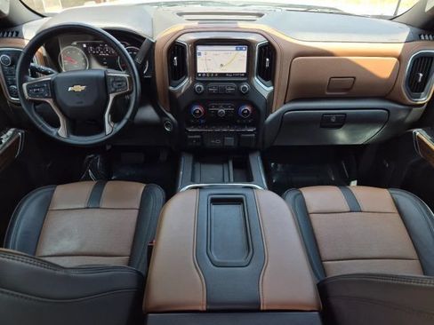 Used 2021 Chevrolet Silverado 1500 High Country AWD/4WD image 21
